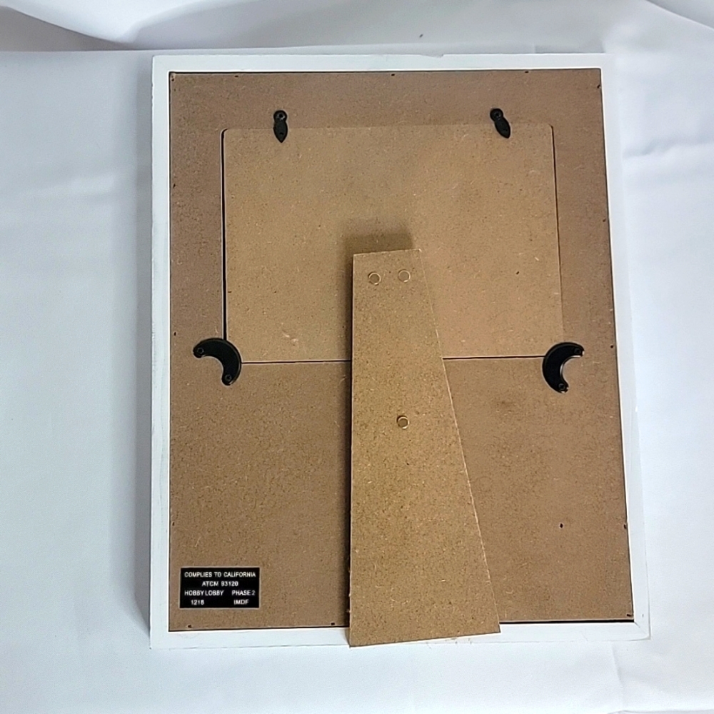 NWT Picture Frame - Picture 2 of 2
